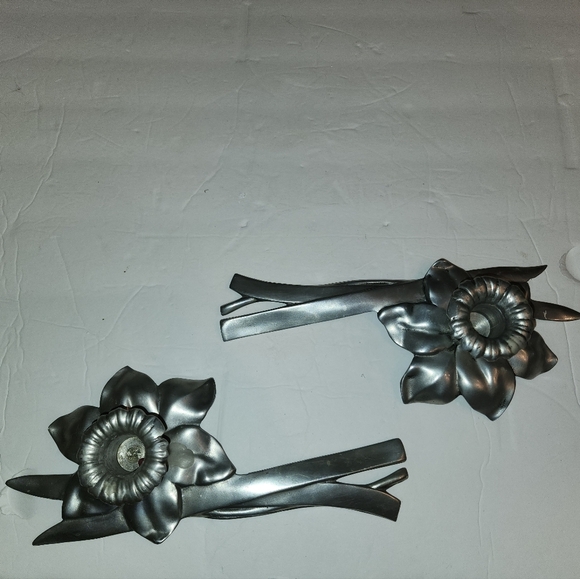 Bruce Fox Daffodil Taper Candlesticks Pair Pewter - Picture 2 of 10